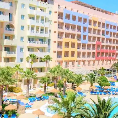 Attractive In Surrounded By Beaches Holiday home *